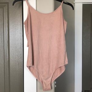 Pacsun light pink velvet bodysuit Size M